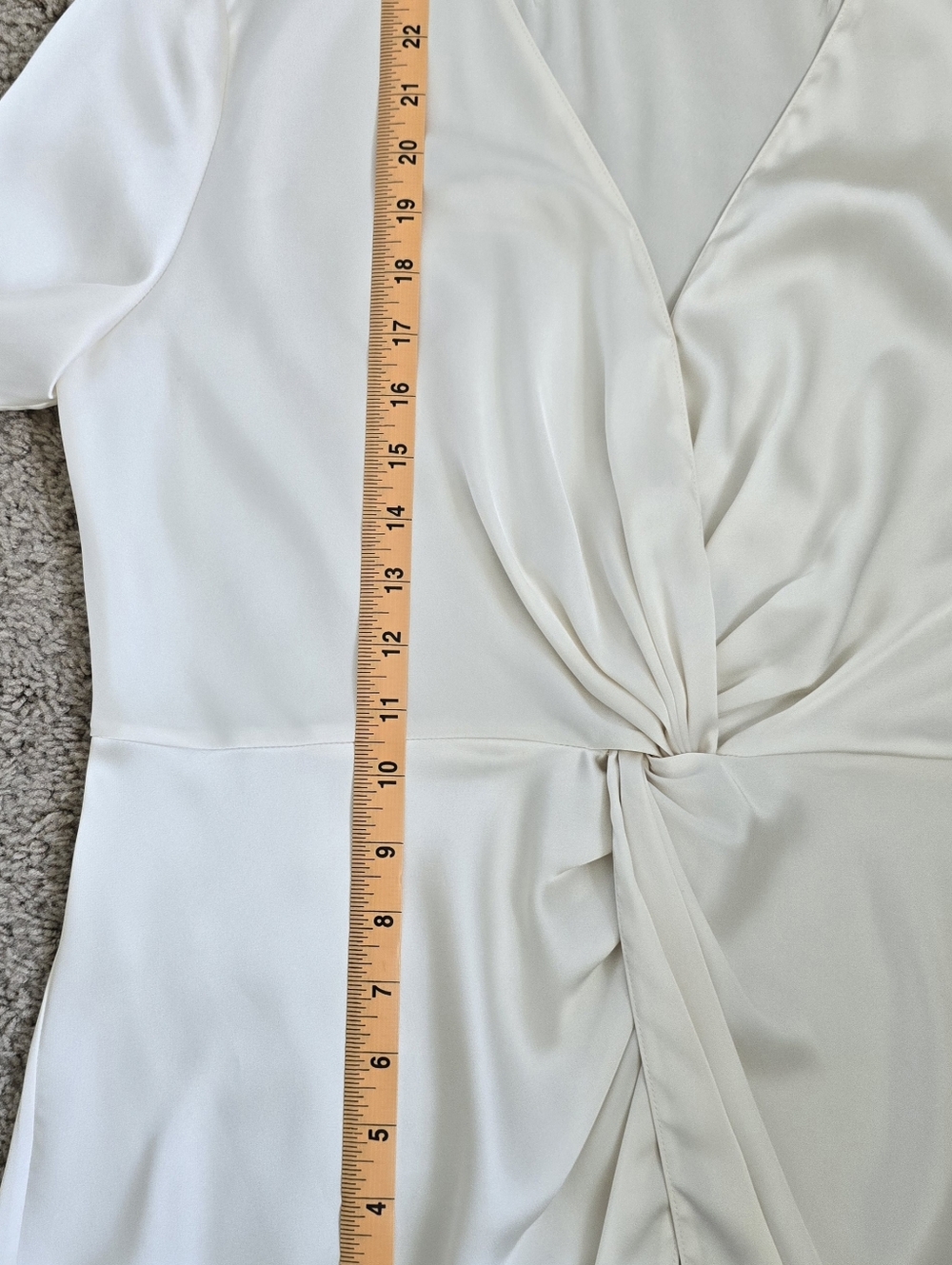 Theory Twist Front Blouse Size 10, Cream - Picture 7 of 10